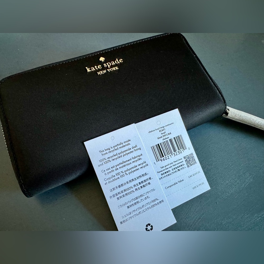 Kate Spade wallet, NWT
